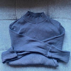 Uniqlo Ribbed Mockneck Top - Black